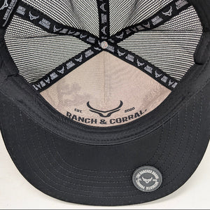 Gorra Ranch & Corral Derby Negra Trucker Plana