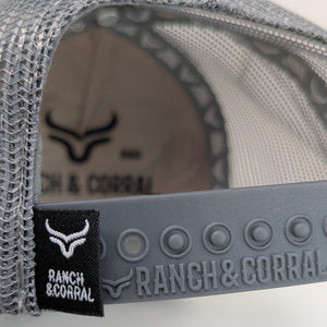 Gorra Ranch & Corral Grill Thrills Negro Trucker
