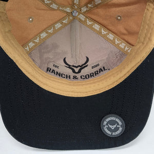 Gorra Ranch & Corral Best Partner Camel Negra Semicurva Snapback