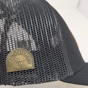 Gorra Ranch & Corral M Negra Trucker Semicurva