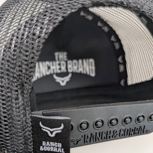 Gorra Ranch & Corral Stallion Negro Trucker Semicurva Snapback