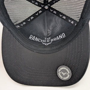 Gorra Ranch & Corral Logo Tribal Negro Trucker Semicurva Snapback