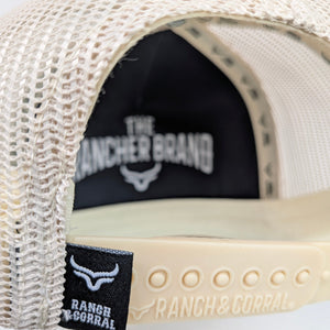 Gorra Ranch & Corral Life Begins Beige Café Trucker Semicurva Snapback