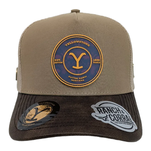 Gorra Yellowstone Parche Circular Arena Café Envejecido Trucker Semicurva Snapback
